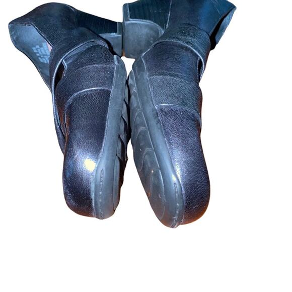 Clarks Everyday Active Air Mary Jane Chunky Heel Rubber sole pumps shoes size 7 - Picture 5 of 11